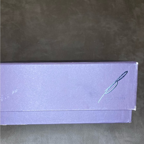 Brian Atwood empty shoe box - Picture 4 of 4